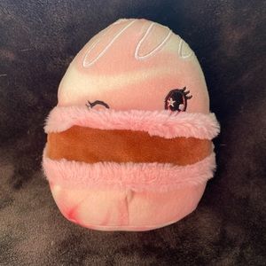 midi the macareon squishmallow with tag like new no tag food pink 5/6 inch small